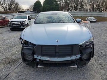 Maserati Levante 2023 Maserati Levante Mc Edition 2023 3.0 Benzyna 345KM, zdjęcie 5