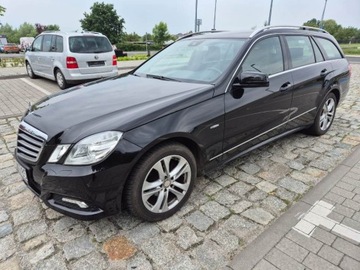 Mercedes Klasa E W212 Kombi 200 CGI BlueEFFICIENCY 184KM 2010 MERCEDES BENZ E KLASA E 200 CGI, zdjęcie 4