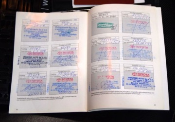 Toyota Avensis III Wagon Facelifting 2015 2.0 D-4D 143KM 2015 Toyota Avensis PL Salon _ kombi _ kamera cofania _ Alu17_ 2.0 Diesel 143KM, zdjęcie 24