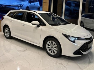 Toyota Corolla XII TS Kombi Facelifting 1.8 Hybrid 140KM 2025 Od ręki - Comfort 1.8 Hybrid 140KM | Podgrzewane fotele!, zdjęcie 1