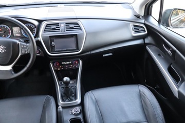 Suzuki SX4 II S-cross 1.6 VVT 120KM 2014 Suzuki SX4 S-Cross 1.6 VVT AllGrip, Salon Polska, zdjęcie 7