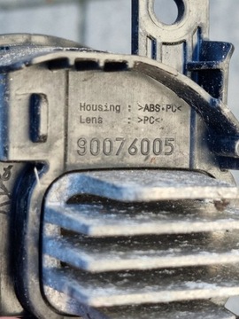 CITROEN DS3 DS4 HALOGEN LEVÝ LED 90076005