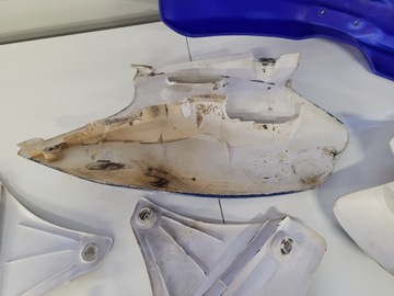 yamaha wr yzf 250 boczek błotnik owiewki