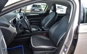 Ford Mondeo V 2018 Ford Mondeo VIGNALE FUL LED skora grzane fotele navi. Idealny 2.0 Hybryda, zdjęcie 10
