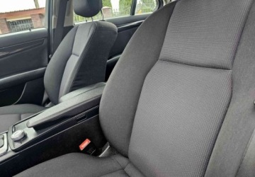 Mercedes Klasa C W204 Limuzyna 1.8 180 CGI BlueEFFICIENCY 156KM 2010 Mercedes-Benz Klasa C Mercedes-Benz Klasa C 180 CGI Automatik BlueEFFICIEN, zdjęcie 16