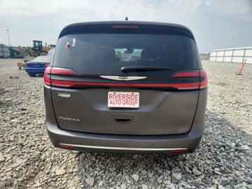 Chrysler Pacifica II 2023 Chrysler Pacifica Touring L 2023 3.6l 3.6 Benzyna 287KM, zdjęcie 2