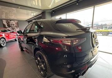 Alfa Romeo Stelvio SUV Facelifting 2023 2.0 GME Turbo 280KM 2025 Alfa Romeo Stelvio Alfa Romeo Stelvio 2.0 Q4 Veloce 2.0 Benzyna 280KM, zdjęcie 2