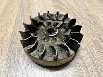 STIHL FS 90 AV МАГНИТНОЕ КОЛЕСО