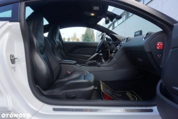 Peugeot RCZ Coupe Facelifting 2.0 HDi 163KM 2014 Peugeot RCZ Peugeot RCZ 2.0 HDi FAP 160 2.0 Diesel 163KM, zdjęcie 35