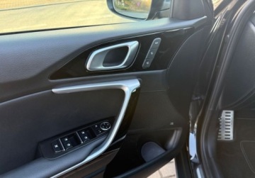 Kia Ceed III Hatchback 1.4 T-GDi 140KM 2021 Kia XCeed 1.4T-gdi PLATINIUM Max opcja 1.4 Benzyna 140KM, zdjęcie 21