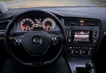 Volkswagen Golf VII Hatchback 3d 1.2 TSI 85KM 2014 Volkswagen Golf VII 1.2 TSI 86KM Highline BiXenon LED PDC 1wł. SerwisASO, zdjęcie 19