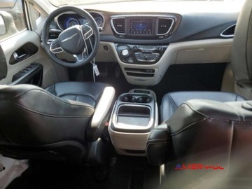 Chrysler Voyager V 2020 Chrysler Voyager 2020 r., 3,6L LXI 3.6 Benzyna 287KM, zdjęcie 8