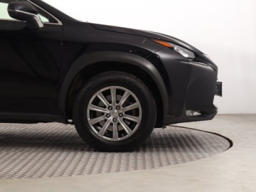 Lexus NX I SUV 300h 197KM 2014 Lexus NX 300h, Salon Polska, 4X4, Automat, Skóra, zdjęcie 14