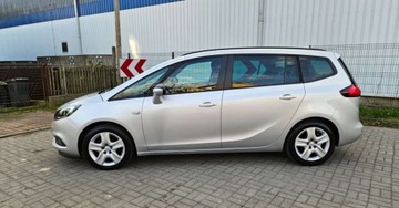 Opel Zafira C Tourer Facelifting 1.4 Turbo 140KM 2017 Opel Zafira 7-osob Navigacja Grzane Fotele i Kierownica Klimatronic 2017, zdjęcie 5