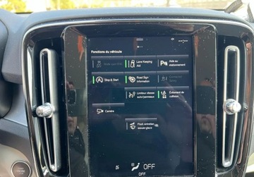 Volvo XC40 Crossover 2.0 D3 150KM 2019 Volvo XC 40 2.0 Diesel 150 KM LED Nawigacja Tempomat Sensor Radar 2.0 150KM, zdjęcie 6