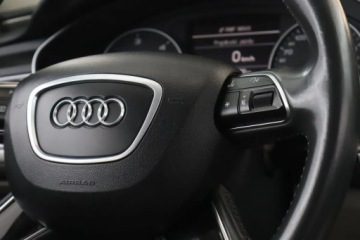 Audi A6 C7 Avant Facelifting 2.0 TDI ultra 190KM 2016 Audi A6 2.0 TDI, 187 KM, Skóra, Xenon, Bi-Xenon, zdjęcie 16