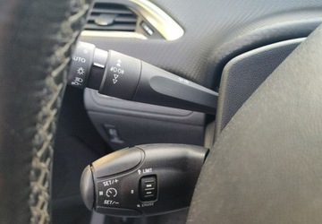 Peugeot 2008 I SUV Facelifting 1.2 PureTech 110KM 2017 Peugeot 2008 Skora Super wersja 1.2 Benzyna 110KM, zdjęcie 24