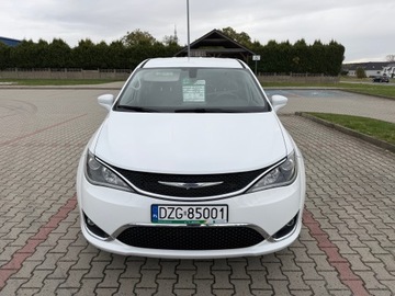 Chrysler Pacifica II 3.6 V6 291KM 2020 Chrysler Pacifica , 8 osób, zdjęcie 1