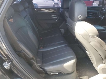 Bentley Bentayga 2019 Bentley Bentayga 2019 4.0l 4.0 Benzyna 542KM, zdjęcie 11
