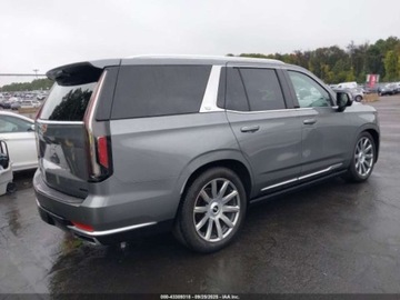 Cadillac Escalade III 2021 Cadillac Escalade Premium Luxury Platinum 2021 6.2l 6.2 Benzyna 420KM, zdjęcie 5