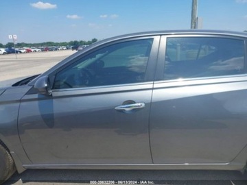 Nissan Altima V 2022 Nissan Altima Sv Intelligent 2022 2.5l 2.5 Benzyna 182KM, zdjęcie 5