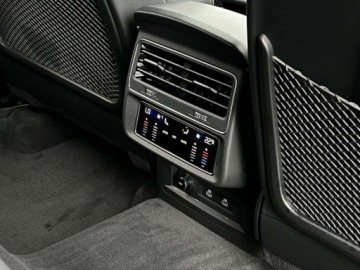 Audi Q8 SUV 3.0 45 TDI 231KM 2024 Audi Q8 VAT23 S line Gwarancja Lasery Dociagi BangOlufsen 3.0, zdjęcie 13