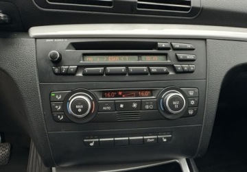 BMW Seria 1 E81/E87 Hatchback 5d E87 2.0 120d 177KM 2007 BMW Seria 1 BMW SERIA 1 120D 2.0 Diesel 177KM, zdjęcie 19