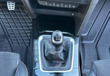 Kia Proceed Shooting Brake 1.6 T-GDI 204KM 2019 Kia ProCeed GT 204KM Key-less NAVI SPORT Serwis Bezwypadkowy Dla wymagaja, zdjęcie 16