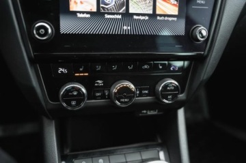 Skoda Octavia III Liftback Facelifting 1.5 TSI ACT 150KM 2019 Skoda Octavia 1.5 TSI, Salon Polska, Serwis ASO, zdjęcie 21