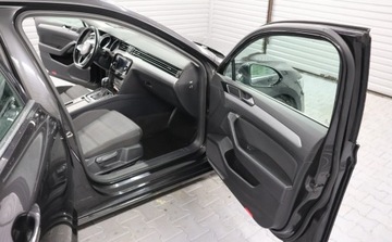 Volkswagen Passat B8 Variant Facelifting 2.0 TDI SCR 150KM 2021 Volkswagen Passat VAT 23 DSG , El.reg. Foteli, Czujniki PT, Tempomat , Gwa, zdjęcie 10