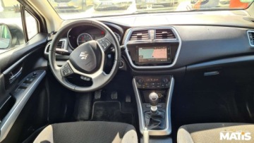 Suzuki SX4 II S-cross Facelifting 1.4 BOOSTERJET 140KM 2018 Suzuki SX4 S-Cross 1.4T 140KM manual Navi czujniki xenony Navi tempomat 1.4, zdjęcie 3