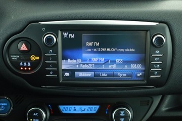 Toyota Yaris III Hatchback 5d Facelifting Hybrid 100KM 2017 Toyota Yaris 1.5 Hybrid, Automat, Skóra, Klima, zdjęcie 8