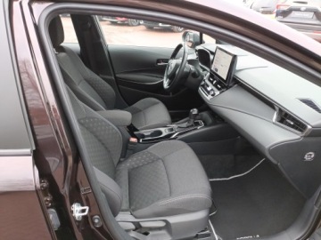 Toyota Corolla XII TS Kombi Facelifting 1.8 Hybrid 140KM 2023 Toyota Corolla 1.8 Hybrid Comfort Seria E21 (2019-, zdjęcie 9