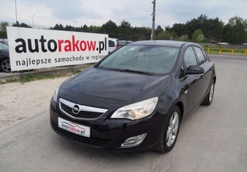 Opel Astra J Hatchback 5d 1.7 CDTI ECOTEC 110KM 2011 Opel Astra Opel Astra