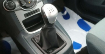 Ford Fiesta VII Hatchback 5d 1.25 Duratec 60KM 2010 Ford Fiesta Ford Fiesta VII 1,25 Bluetooth Multifunkcja Klimatyzacja, zdjęcie 20