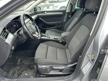 Volkswagen Passat B8 Variant Facelifting 2.0 TDI SCR 150KM 2020 Volkswagen Passat 2.0 TDI 150KM DSG EVO Business, zdjęcie 10
