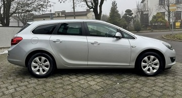 Opel Astra J Sports Tourer Facelifting 1.4 Turbo ECOTEC 120KM 2015 Opel Astra Navi PDC Gwarancja, zdjęcie 4