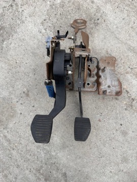 PEDAł SPRZĘGŁA HAMULCA PEUGEOT 307 CITROEN 450017