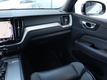Volvo XC60 II Crossover T4 190KM 2019 Volvo XC60 T4, Salon Polska, Serwis ASO, Automat, zdjęcie 7