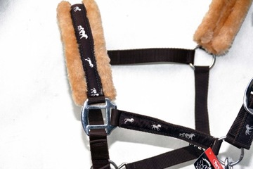 Cantar с мехом. Пони