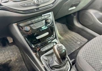 Opel Astra K Sports Tourer 1.4 Turbo 125KM 2017 Opel Astra Astra 1.4T 125KM Dynamic SS Vat Marza Czujniki Parkowania, zdjęcie 20