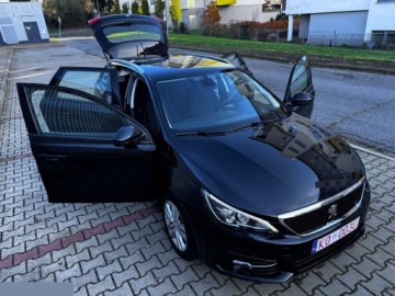 Peugeot 308 II SW Facelifting 1.2 PureTech 130KM 2019 Peugeot 308 1.2 PureTech 130 GPF Stop &amp; Start Active Business-Paket 2019r, zdjęcie 4