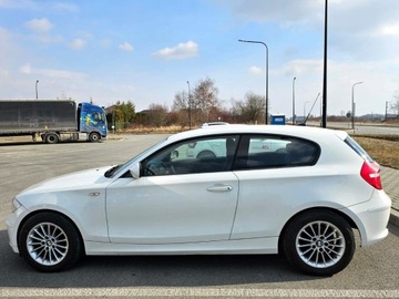 BMW Seria 1 E81/E87 2009 BMW Seria 1 E87 - 2.0 - 116d - 116KM - CLIMATRONIC - MAŁY PRZEBIEG -IDEALNA, zdjęcie 4