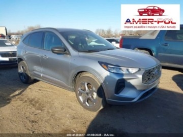 Ford Escape III 2023 Ford Escape 2023r., 4x4, 1.5L 1.5 Benzyna 180KM