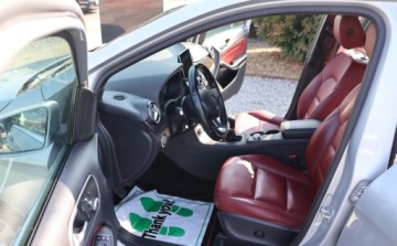 Mercedes Klasa B W246 Sports Tourer 180 CDI BlueEFFICIENCY Edition 109KM 2014 Mercedes-Benz Klasa B Tempomat, Grzane Fotele, Martwe Pole, Czujniki Pakow, zdjęcie 11