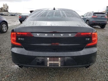 Volvo S90 II 2018 Volvo S90 2018 Volvo S90 T5 FWD Momentum 2.0 Benzyna 258KM, zdjęcie 2
