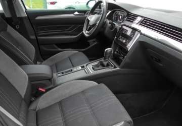 Volkswagen 2023 Volkswagen Passat Alltrack Volkswagen Passat Variant Alltrack 2.0 TDI 200KM, zdjęcie 12