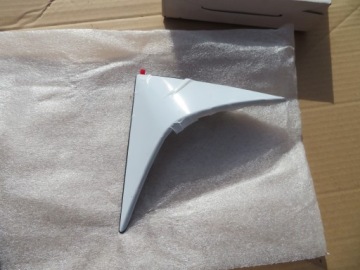 Spoiler klapy Skoda Superb III 3V9827931C