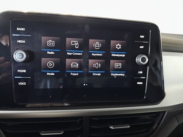 Volkswagen T-Roc I SUV Facelifting 1.5 TSI ACT 150KM 2023 Volkswagen T-Roc Polski Salon | Pierwszy właścicie, zdjęcie 18