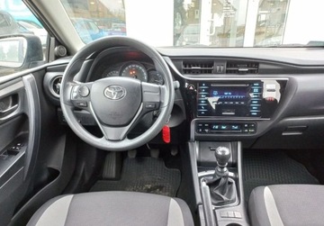 Toyota Auris II Hatchback 5d Facelifting 1.6 Valvematic 132KM 2016 Toyota Auris 1,6 16V 132kM Klimatronik,Opony zimowe,Salon Polska 1.6 132KM, zdjęcie 9
